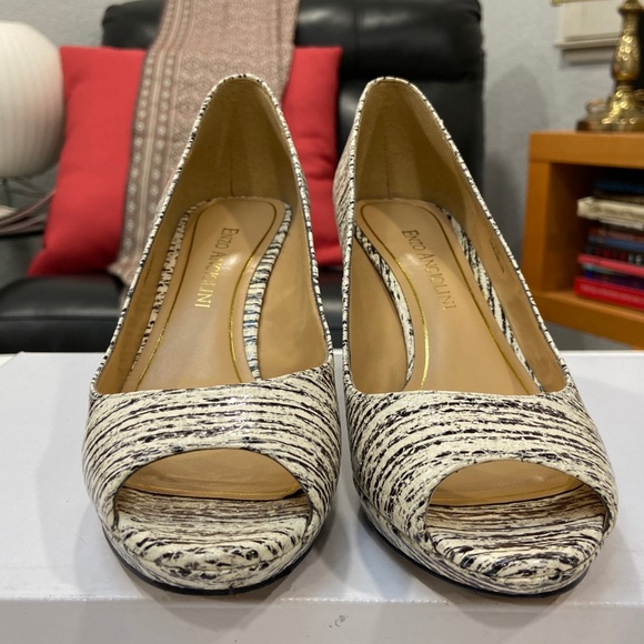 Enzo Angiolini stripe leather peep toe sz 5.5M - Picture 2 of 12